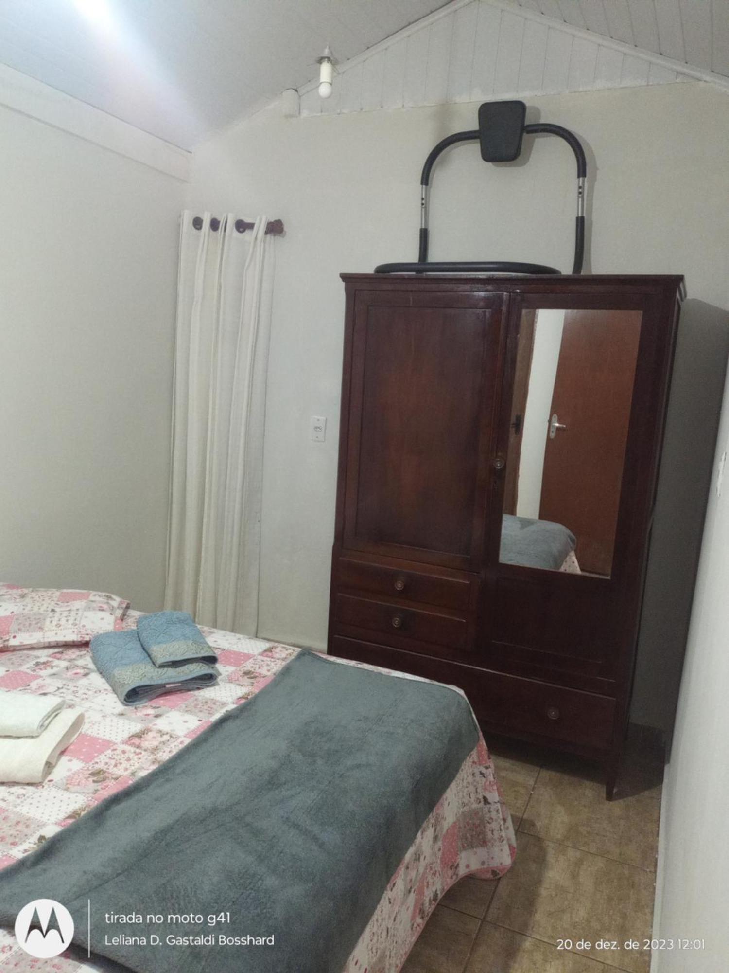 Casa Em Brotas. *