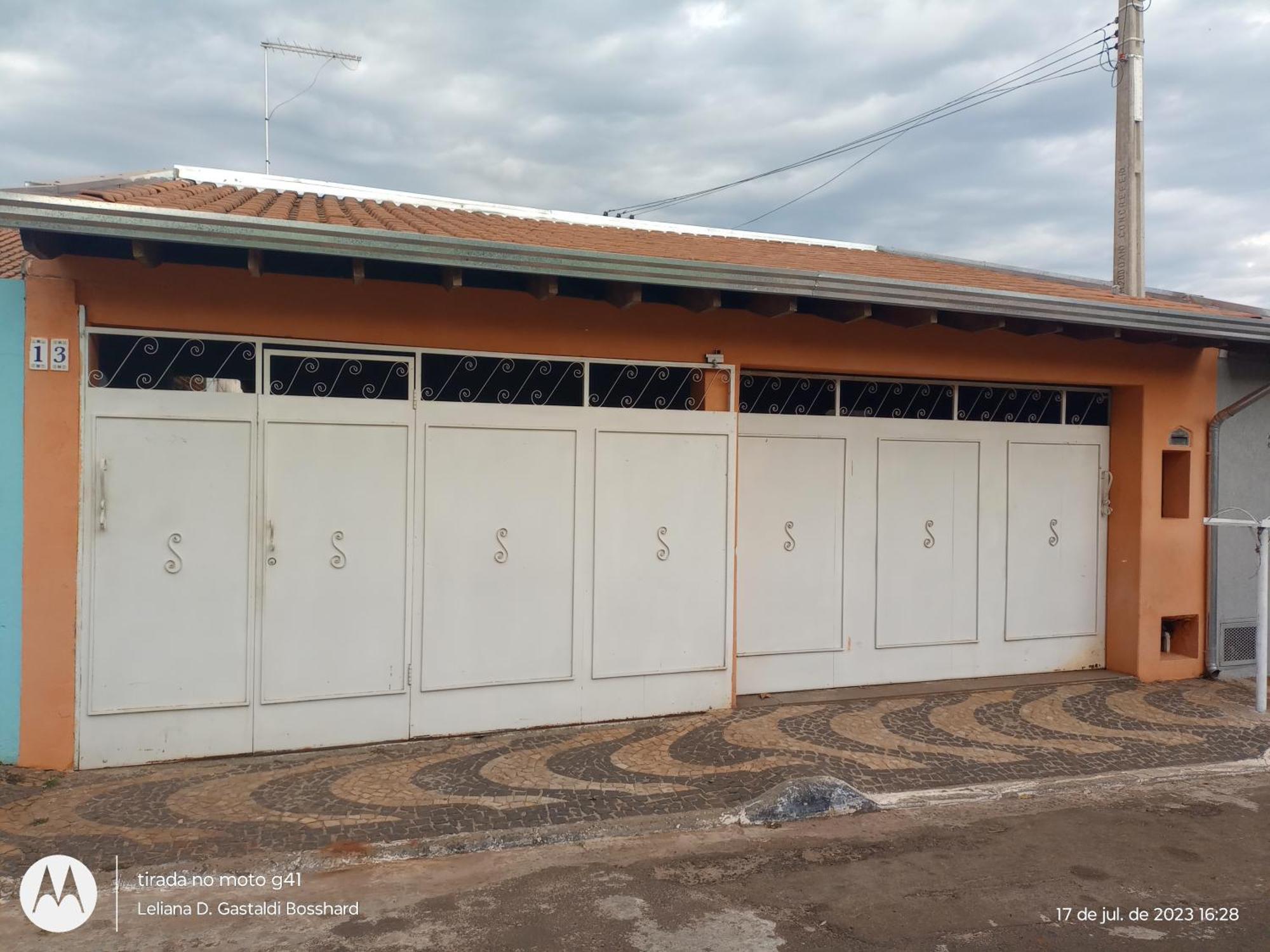 Casa Em Brotas. *